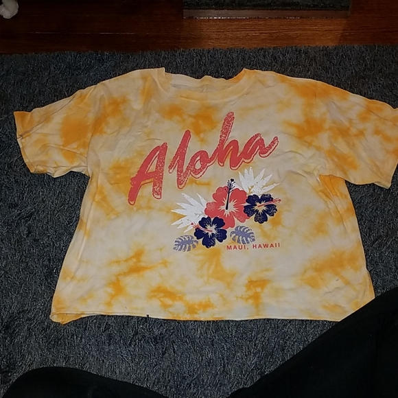 Crop top - Picture 1 of 1